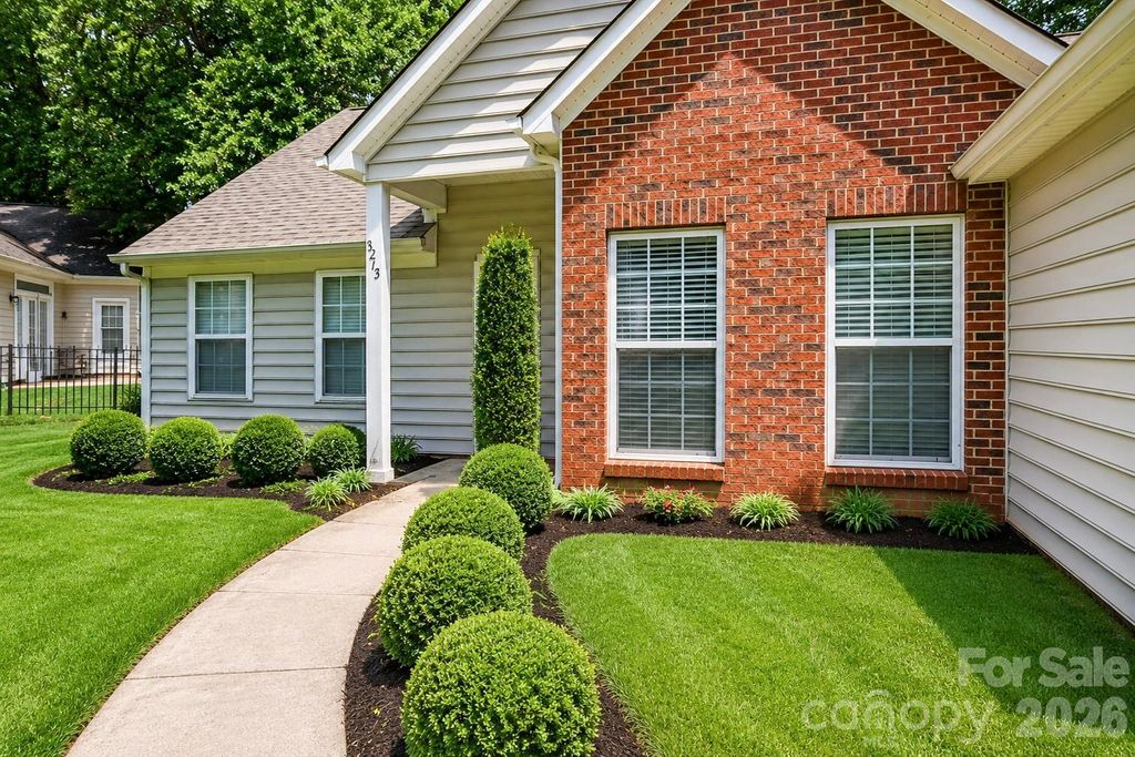6213 Nevin Road, Charlotte, NC 28262