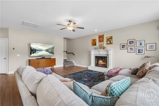 188 Laguna Way, Savannah, GA 31405