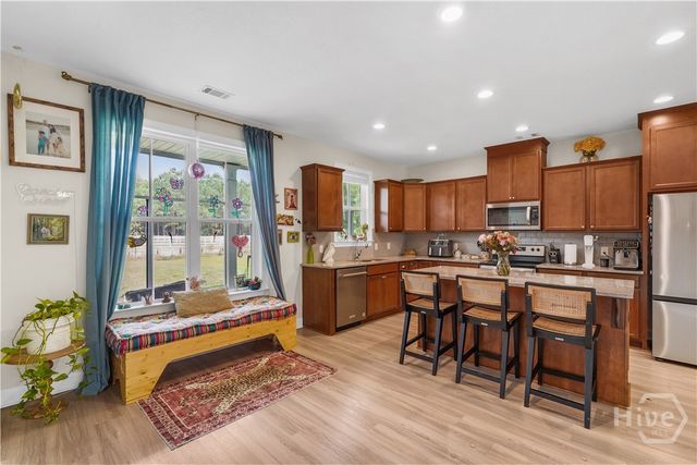 188 Laguna Way, Savannah, GA 31405