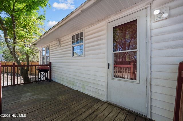 700 Henderson Drive, Jacksonville, NC 28540