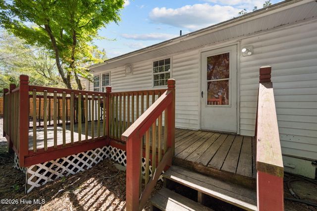 700 Henderson Drive, Jacksonville, NC 28540