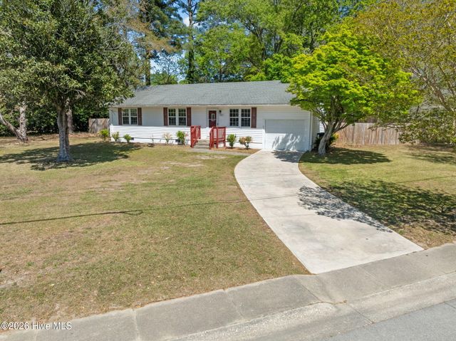 700 Henderson Drive, Jacksonville, NC 28540