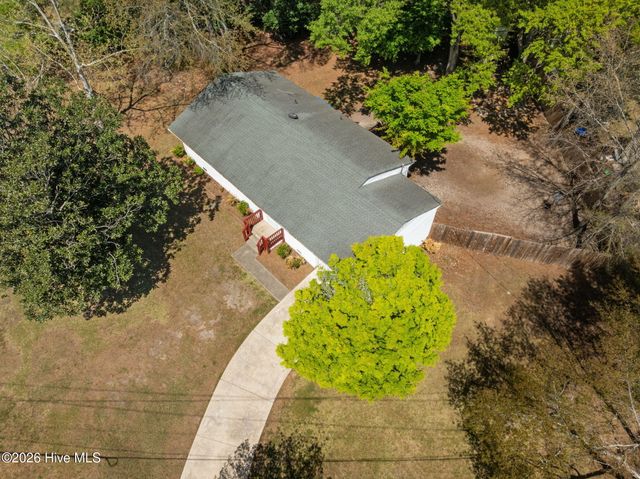 700 Henderson Drive, Jacksonville, NC 28540