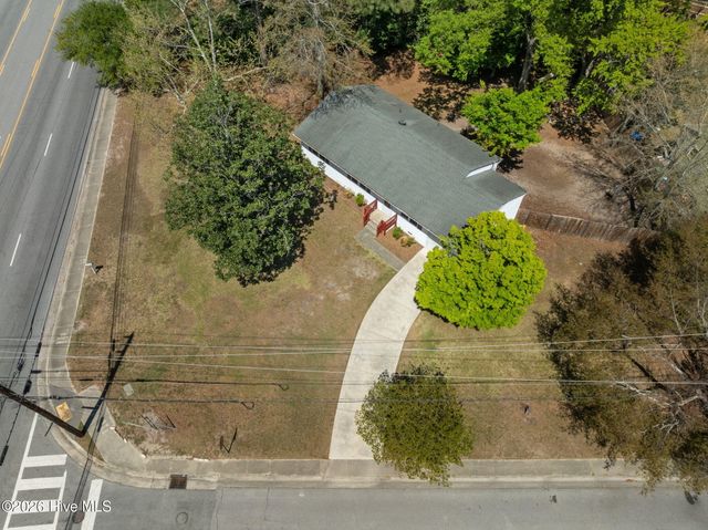 700 Henderson Drive, Jacksonville, NC 28540