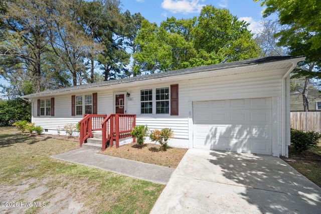 700 Henderson Drive, Jacksonville, NC 28540