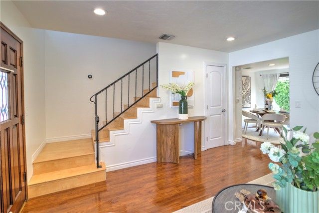 205 Violet D, Monrovia, CA 91016