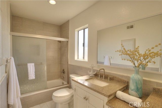 205 Violet D, Monrovia, CA 91016