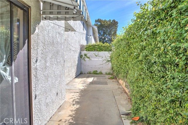 205 Violet D, Monrovia, CA 91016