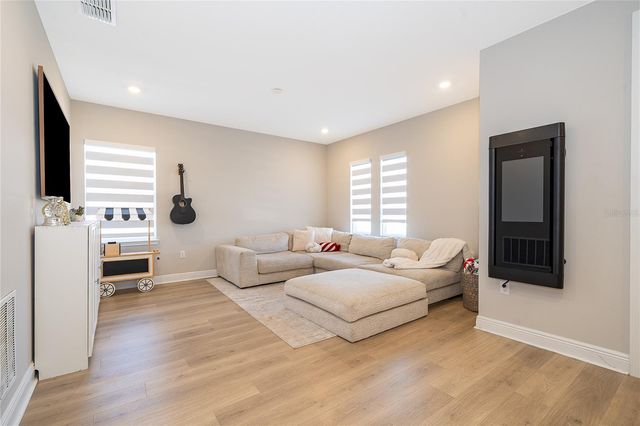 16033 VOLTERRA POINT, Bella Collina, FL 34756