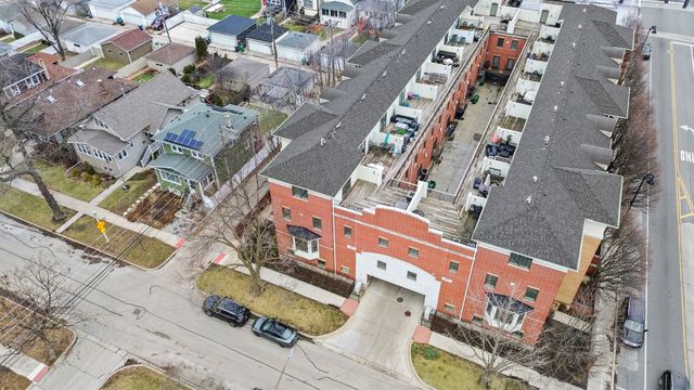 1192 CLARENCE Avenue 1, Oak Park, IL 60304