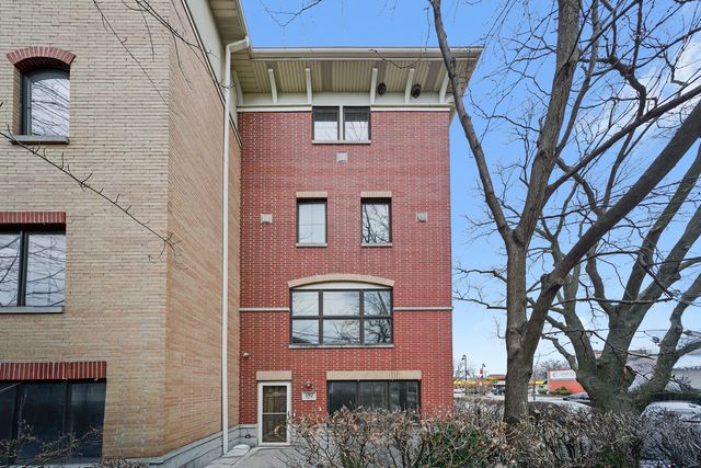 1192 CLARENCE Avenue 1, Oak Park, IL 60304