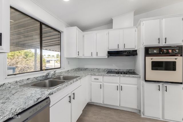 2921 E ORAIBI Drive, Phoenix, AZ 85050