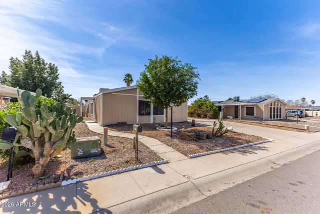 2921 E ORAIBI Drive, Phoenix, AZ 85050
