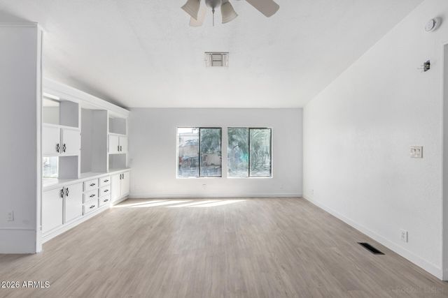 2921 E ORAIBI Drive, Phoenix, AZ 85050