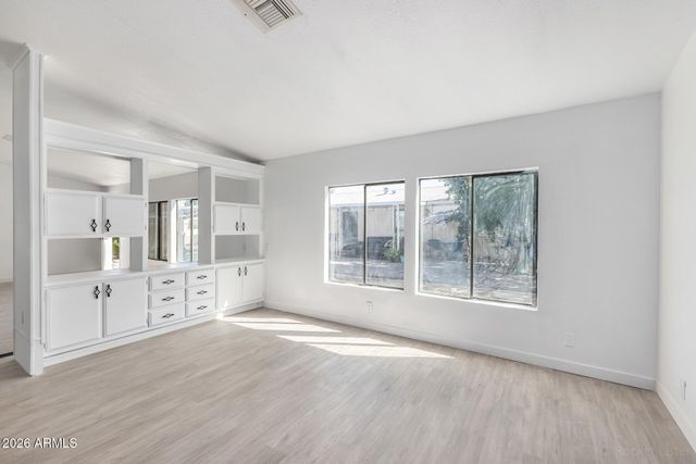 2921 E ORAIBI Drive, Phoenix, AZ 85050