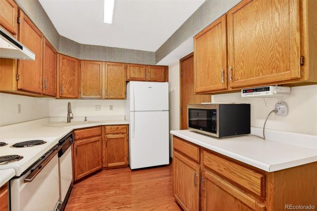 9157 W Cedar Drive 1, Lakewood, CO 80226