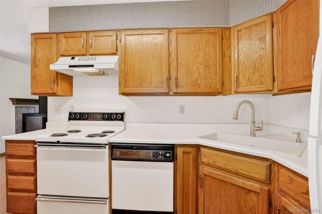 9157 W Cedar Drive 1, Lakewood, CO 80226