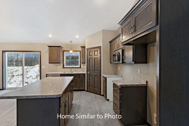 1756 BETTY JEAN LANE, Green Bay, WI 54313