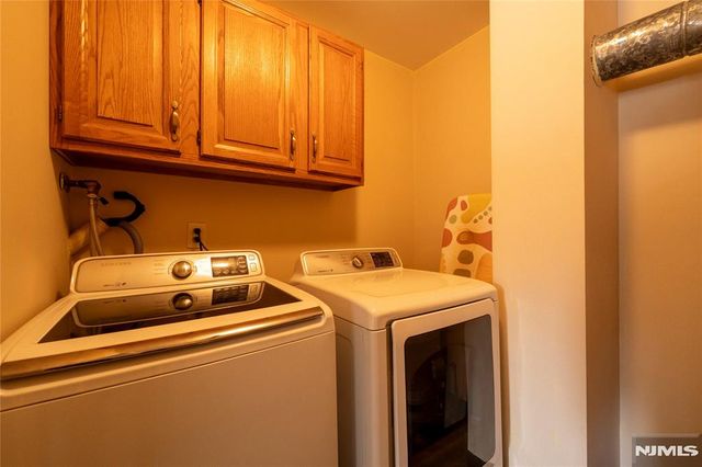 61 Woodbury Court 61D, Twp Of Washington, NJ 07676