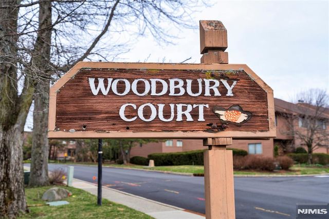 61 Woodbury Court 61D, Twp Of Washington, NJ 07676