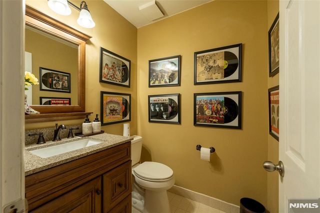 61 Woodbury Court 61D, Twp Of Washington, NJ 07676