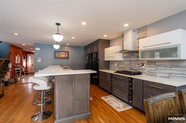 61 Woodbury Court 61D, Twp Of Washington, NJ 07676