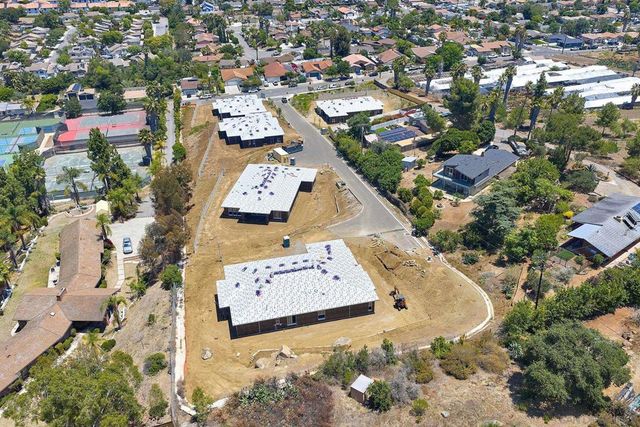 1748 Ishihara Rd, Vista, CA 92084