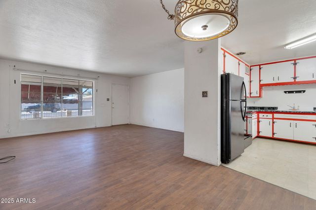 6507 N 33RD Avenue, Phoenix, AZ 85017