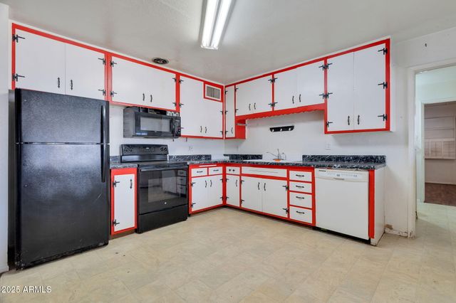 6507 N 33RD Avenue, Phoenix, AZ 85017