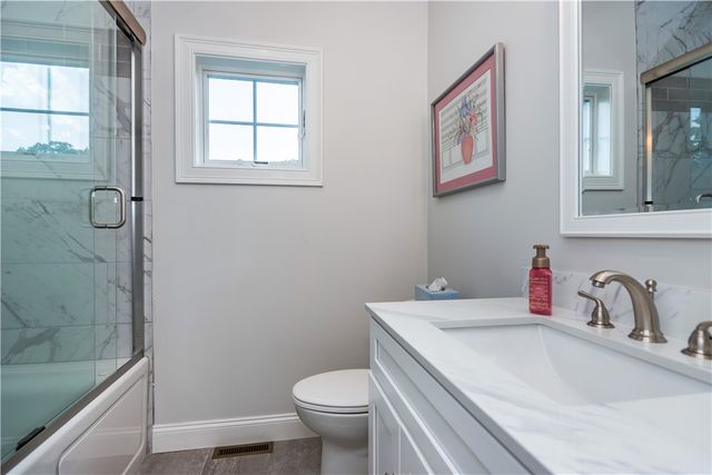 1 Hampton Road 27, Coventry, RI 02816