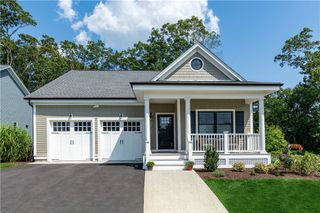 1 Hampton Road 27, Coventry, RI 02816