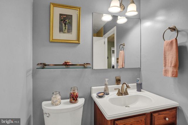 545 BOXWOOD LN, Carlisle, PA 17015
