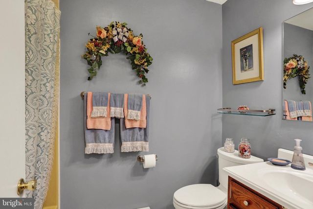 545 BOXWOOD LN, Carlisle, PA 17015