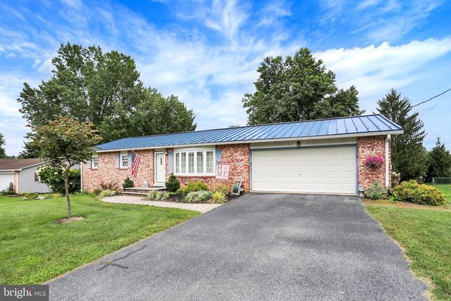545 BOXWOOD LN, Carlisle, PA 17015