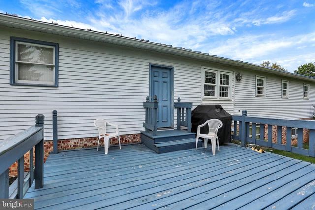 545 BOXWOOD LN, Carlisle, PA 17015