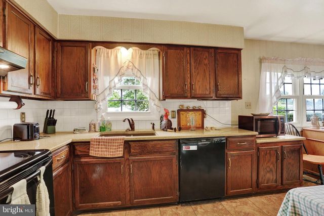 545 BOXWOOD LN, Carlisle, PA 17015