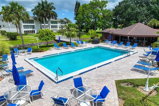 315 Saint Andrews BLVD D38, Naples, FL 34113