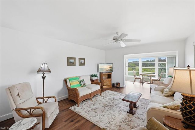 315 Saint Andrews BLVD D38, Naples, FL 34113