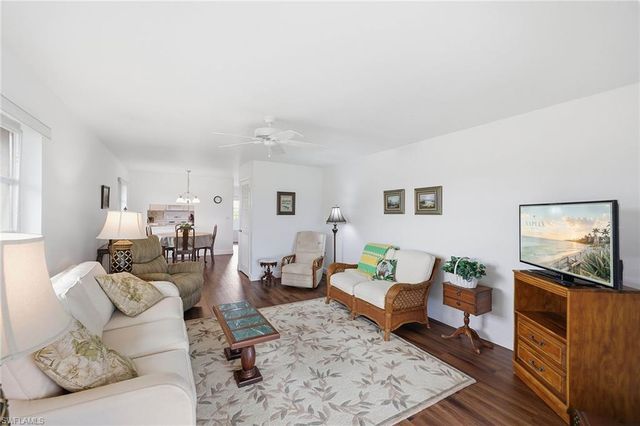 315 Saint Andrews BLVD D38, Naples, FL 34113