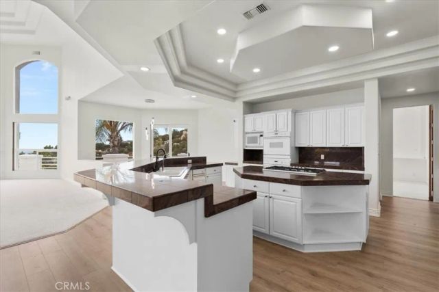 29269 Meadow Glen West, Escondido, CA 92026