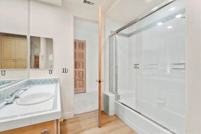 29269 Meadow Glen West, Escondido, CA 92026