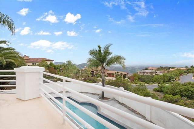 29269 Meadow Glen West, Escondido, CA 92026