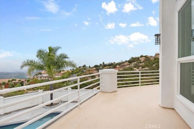 29269 Meadow Glen West, Escondido, CA 92026