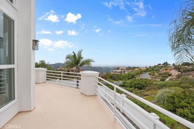 29269 Meadow Glen West, Escondido, CA 92026