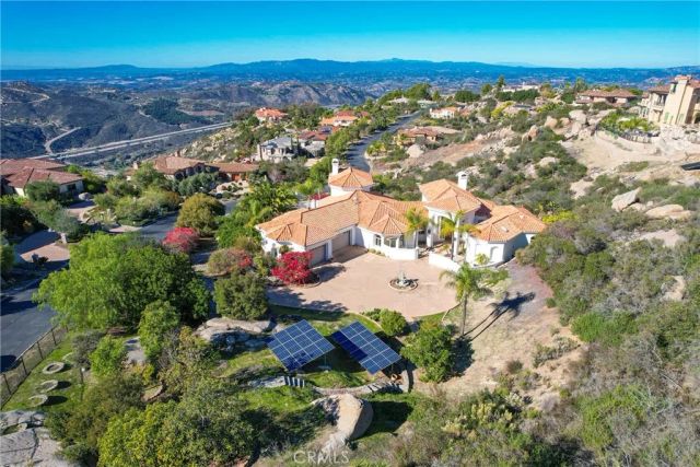 29269 Meadow Glen West, Escondido, CA 92026