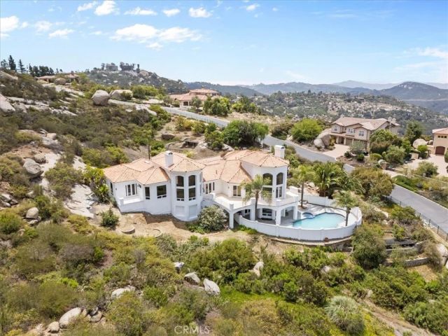 29269 Meadow Glen West, Escondido, CA 92026