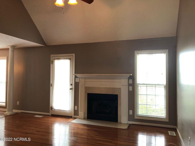 1000 Magnolia Drive, Aberdeen, NC 28315