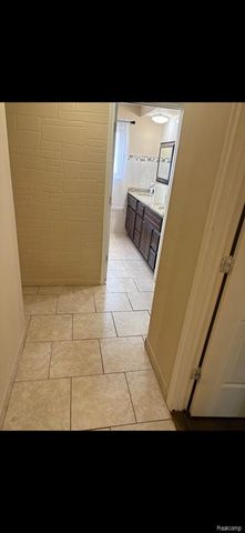 12423 Deming Drive, Sterling Heights, MI 48312