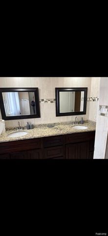 12423 Deming Drive, Sterling Heights, MI 48312