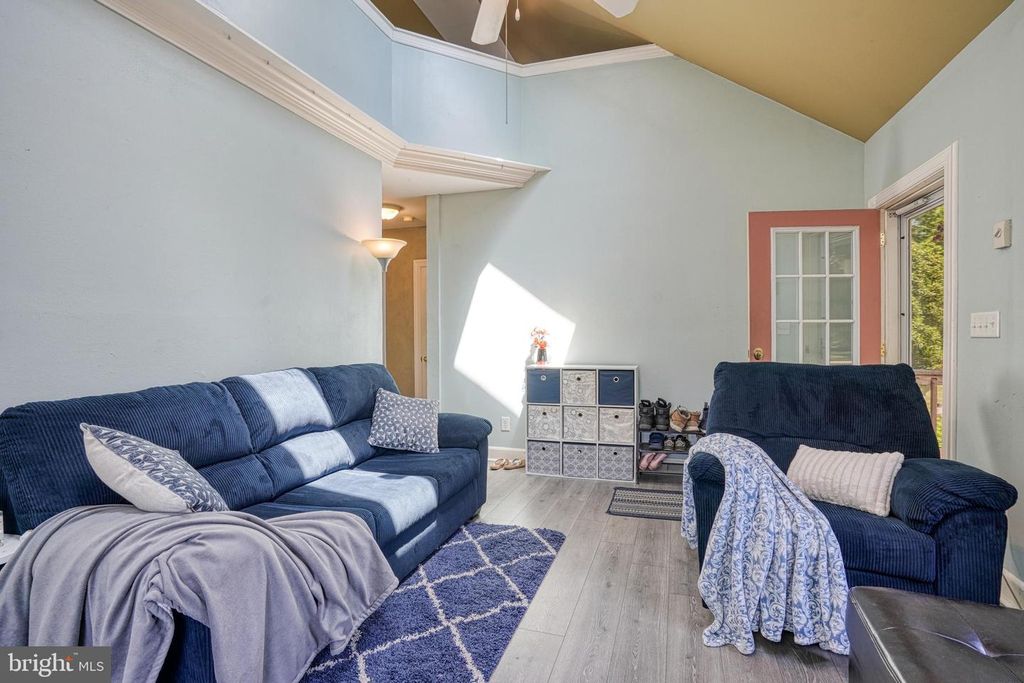 Image 9 of property listing at 302 VERNON AVE, Federalsburg, MD 21632
